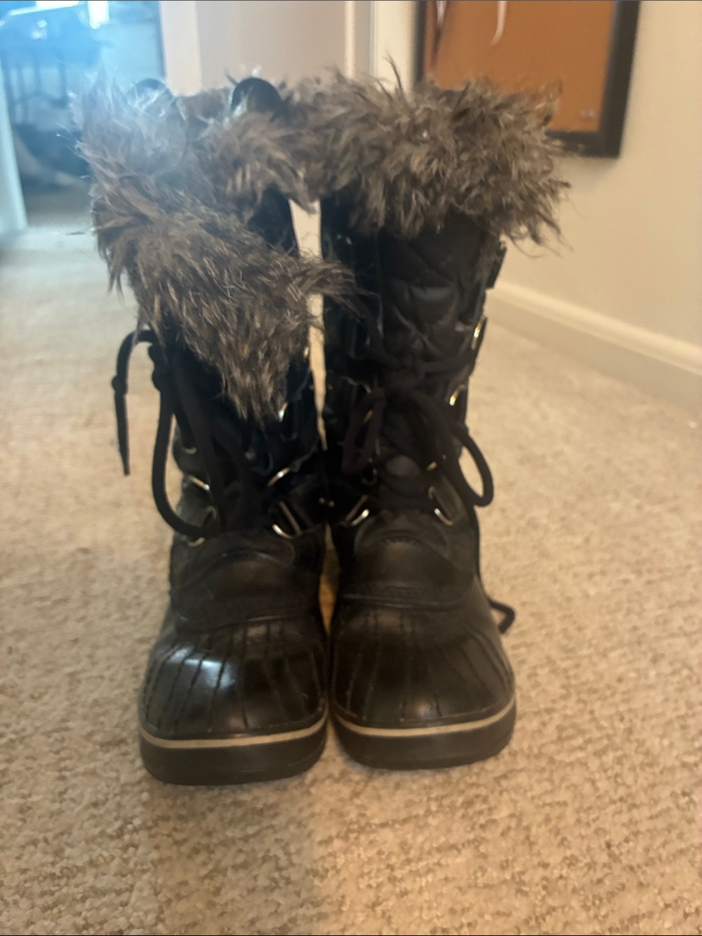 Sorel Black Lace-Up Winter Boots with Faux-Fur Cuff